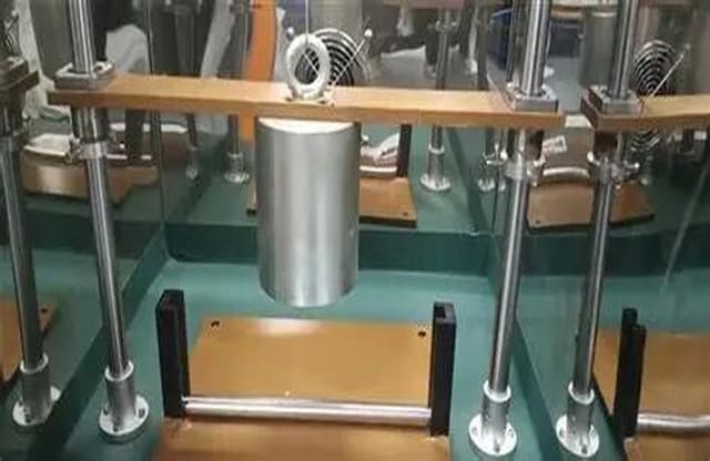 重物冲击测试